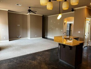 13111 Red Oak Dr in Choctaw, OK - Building Photo - Building Photo