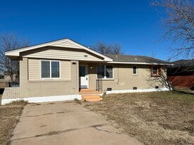 4903 NW Lindy Ave in Lawton, OK - Building Photo