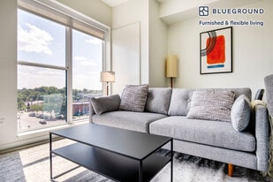 100 N Addison Ave in Elmhurst, IL - Building Photo