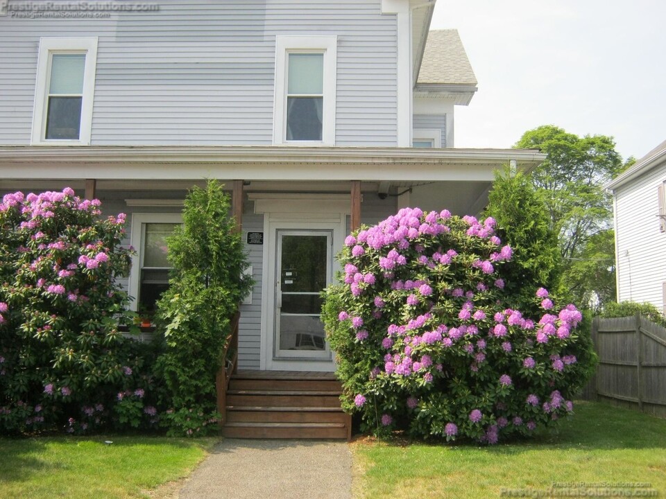 224 Center St in Middleboro, MA - Building Photo