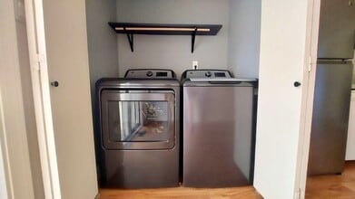 216 E Saint Clair Ave, Unit 216 in Longmont, CO - Building Photo - Building Photo