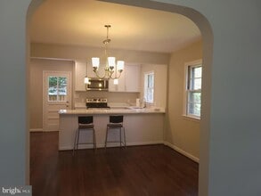 2250 N Quantico St in Arlington, VA - Building Photo - Building Photo