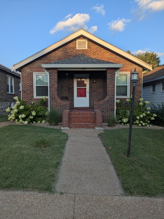 property at 1458 Graham St