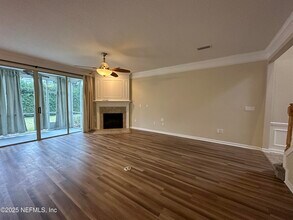 11197 Castlemain Cir W in Jacksonville, FL - Building Photo - Building Photo