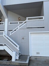 2 Goodwill Ct in Newport Beach, CA - Building Photo - Building Photo