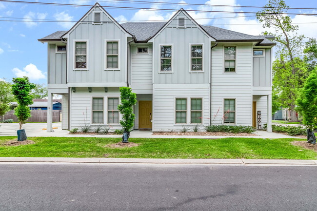 property at 411 Curtis St