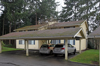 The Shores Apartments in Federal Way, WA - Building Photo - Building Photo