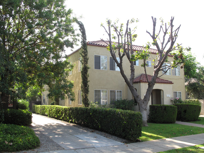 214-216 1/2 N. Bushnell A in Alhambra, CA - Building Photo - Building Photo