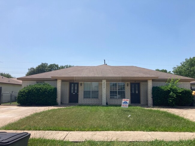 property at 2005 Windward Dr