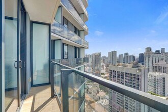 398 NE 5th St, Unit SI ID1504041P in Miami, FL - Building Photo - Building Photo