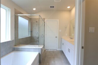 1522 King Rnch Rd in Conroe, TX - Building Photo - Building Photo