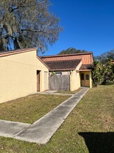 1370-1376 6 Iron Dr in Lakeland, FL - Building Photo - Building Photo