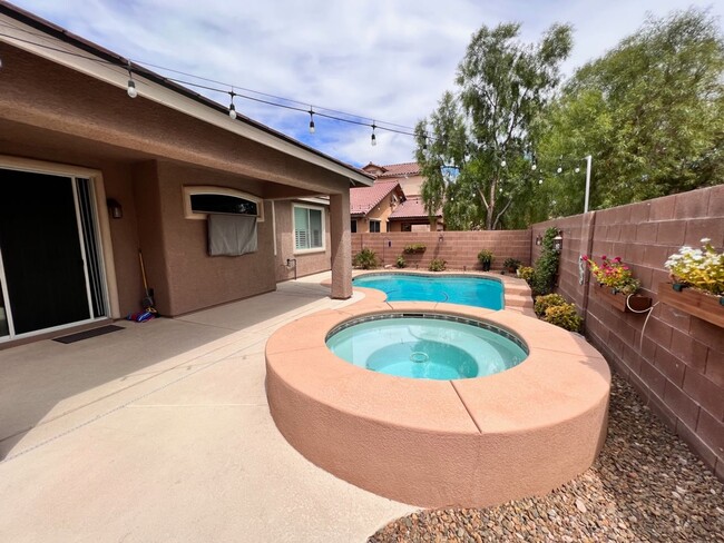 7885 Limestone Arch Ave in Las Vegas, NV - Building Photo - Building Photo