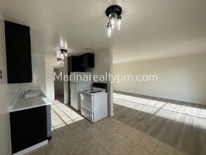 129-191 Hilborn St in Vallejo, CA - Building Photo - Building Photo