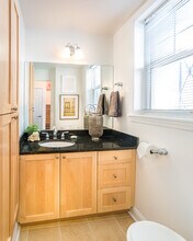 1 Gerry Rd, Unit 1 in Chestnut Hill, MA - Building Photo - Building Photo