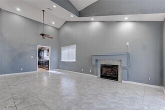 7817 Cape Vista Ln in Las Vegas, NV - Building Photo - Building Photo