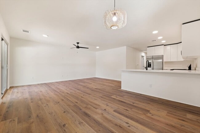 317 Mill St in San Marcos, TX - Building Photo - Building Photo