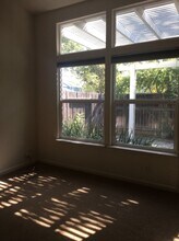 2266 Halsey Cir in Davis, CA - Building Photo - Building Photo