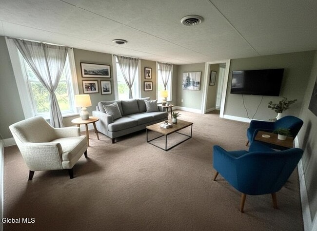 1519 New Scotland Rd in Slingerlands, NY - Building Photo - Building Photo
