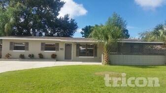 1122 Ibsen Ave in Orlando, FL - Building Photo