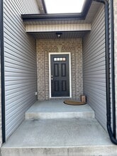 987 Promenade Dr in Adams, TN - Building Photo - Building Photo