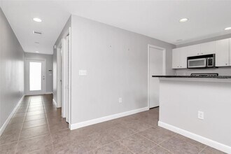 1621 E 4th Ave in Tampa, FL - Building Photo - Building Photo