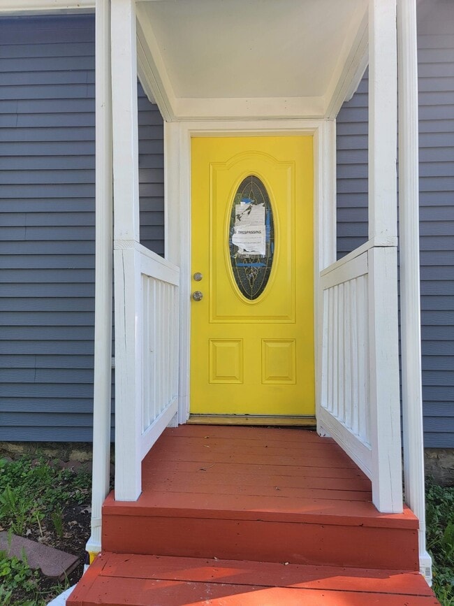 property at 721 Spruce St