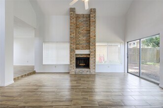 16026 Rustic Sands Dr in Houston, TX - Building Photo - Building Photo