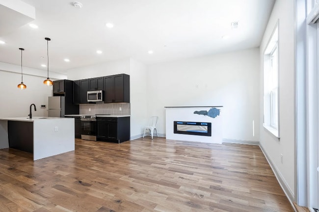 2229 N 33rd St in Philadelphia, PA - Building Photo - Building Photo