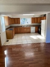 25098 Pleasant Hill Dr in Corvallis, OR - Building Photo - Building Photo