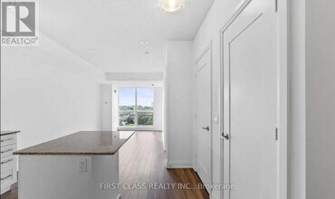 18-1218 Graydon Hall Dr in Toronto, ON - Building Photo - Building Photo