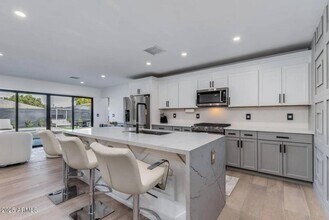 8216 E Lewis Ave in Scottsdale, AZ - Building Photo - Building Photo