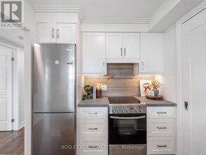 409-421 Bloor St E in Toronto, ON - Building Photo - Building Photo