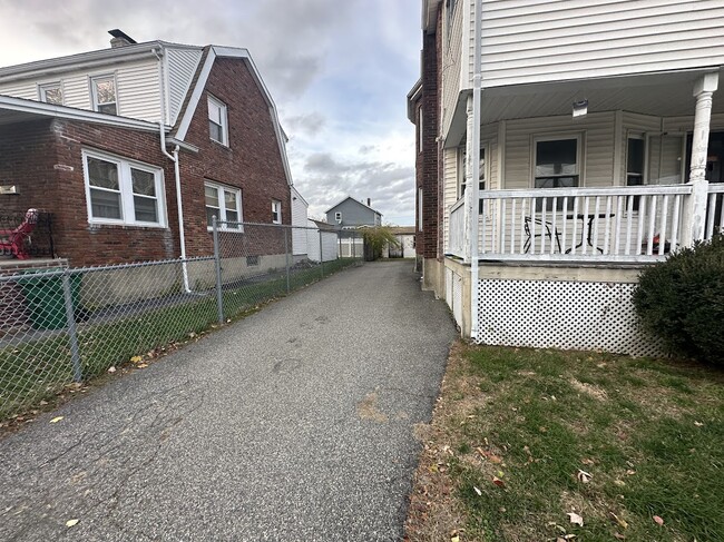 124 Bonner Ave in Medford, MA - Building Photo - Building Photo