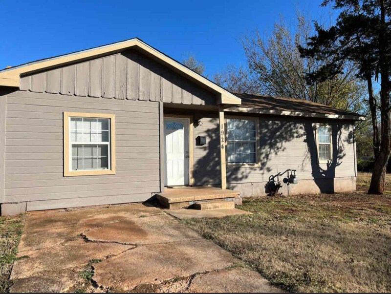 1924 Vine St in Oklahoma City, OK - Building Photo