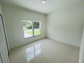 3306 41st St SW in Lehigh Acres, FL - Building Photo - Building Photo