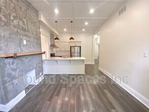 85 Victoria Ave N in Hamilton, ON - Building Photo - Building Photo