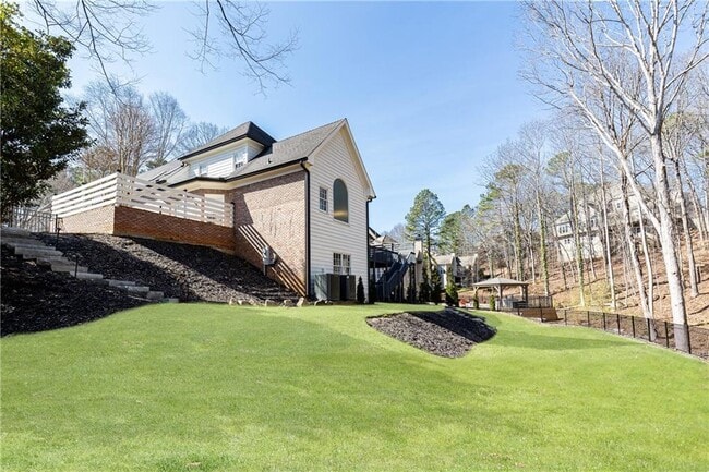 9360 Nesbit Lakes Dr in Alpharetta, GA - Building Photo - Building Photo
