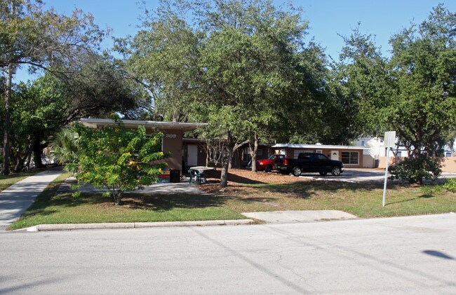 307 S Fremont Ave in Tampa, FL - Building Photo - Building Photo