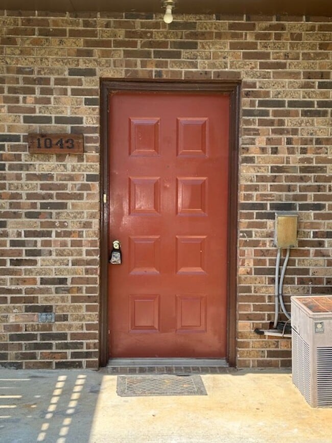 property at 1043 Kendrick Creek Rd