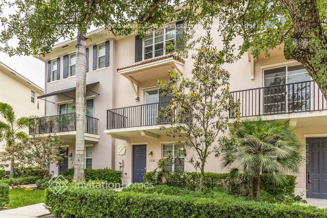156 Greenwich Cir in Jupiter, FL - Building Photo - Building Photo