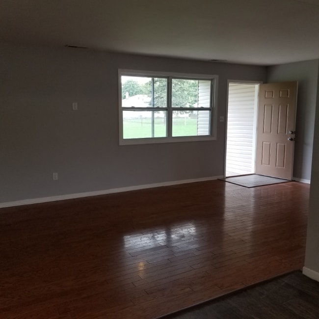 409 Sal Blvd in Trenton, OH - Building Photo - Building Photo