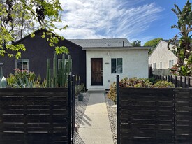 5825 Kester Ave in Van Nuys, CA - Building Photo