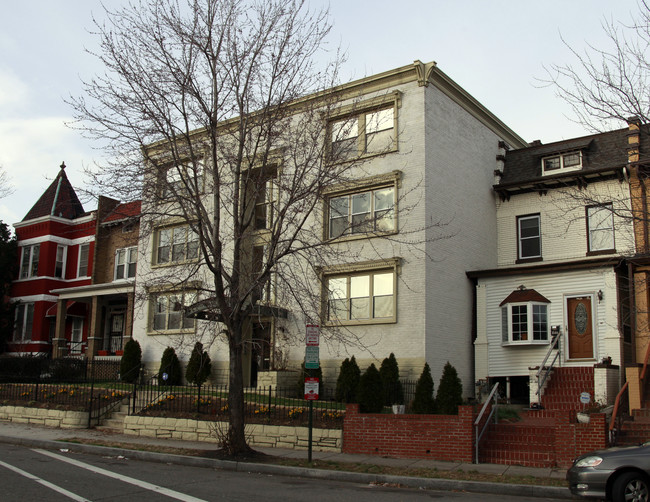 New Hampshire House in Washington, DC - Building Photo - Building Photo