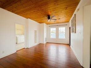 1101 Church St in Galveston, TX - Building Photo - Building Photo