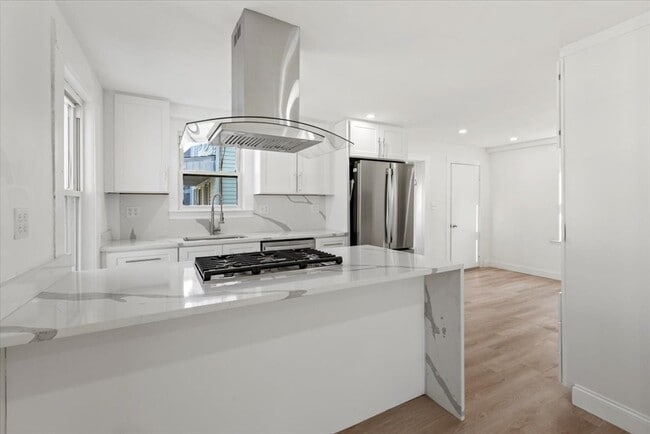 14 Quirk Ct, Unit 1