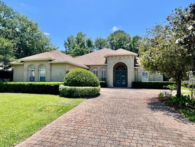 property at 614 Santa Maria Dr