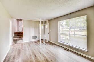 2904 Clement St in Adamsville, AL - Foto de edificio - Building Photo