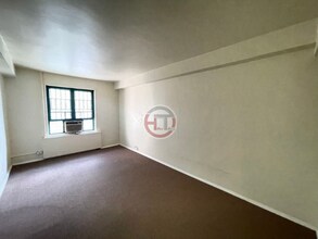 1595 Metropolitan Ave-Unit -3D in Bronx, NY - Building Photo - Building Photo
