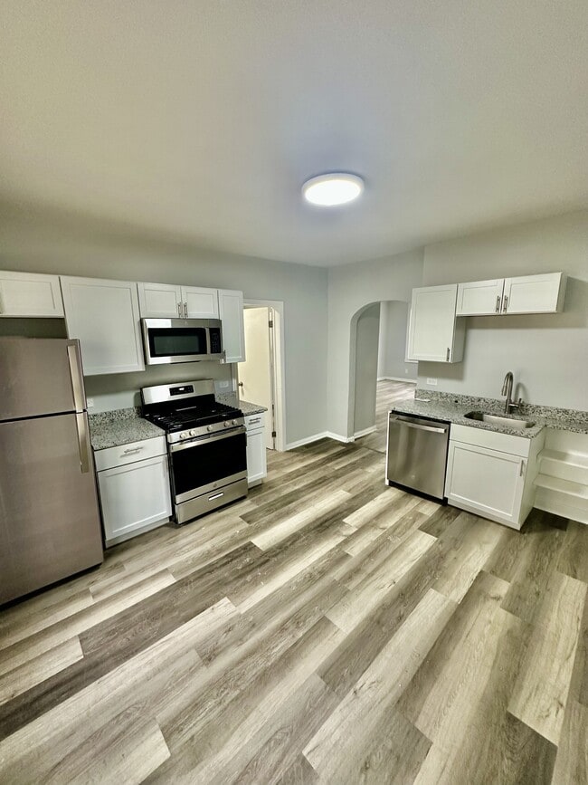 property at 1917 W 21st St